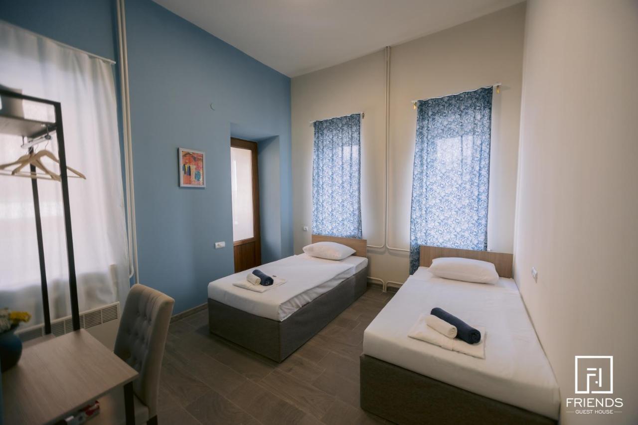 Gyumri Apart Hotel ภายนอก รูปภาพ