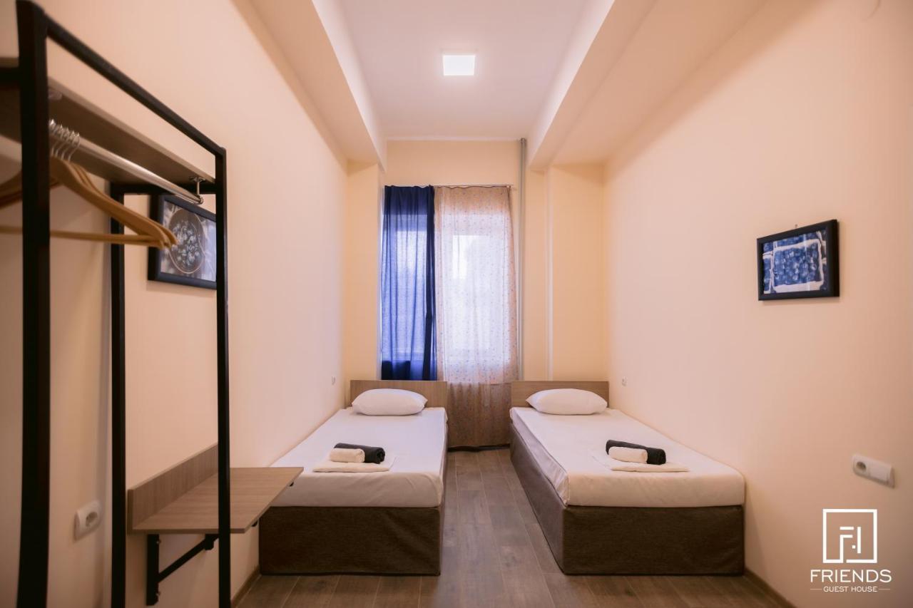 Gyumri Apart Hotel ภายนอก รูปภาพ