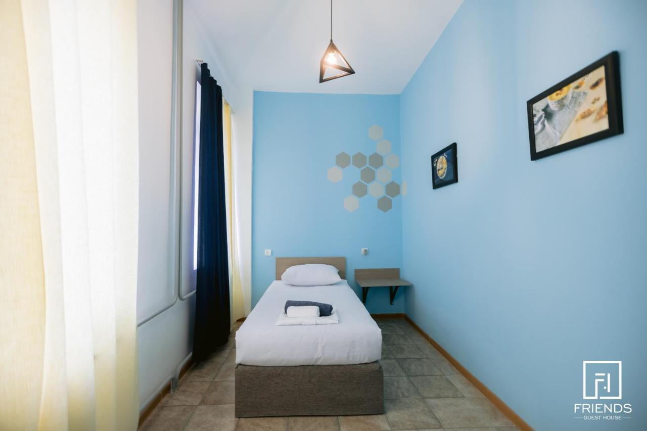 Gyumri Apart Hotel ภายนอก รูปภาพ
