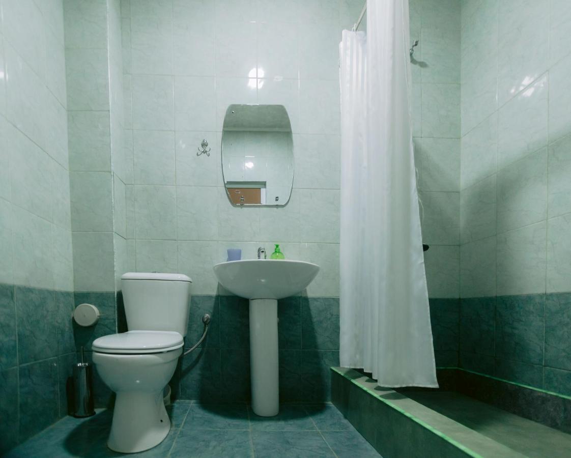 Gyumri Apart Hotel ภายนอก รูปภาพ